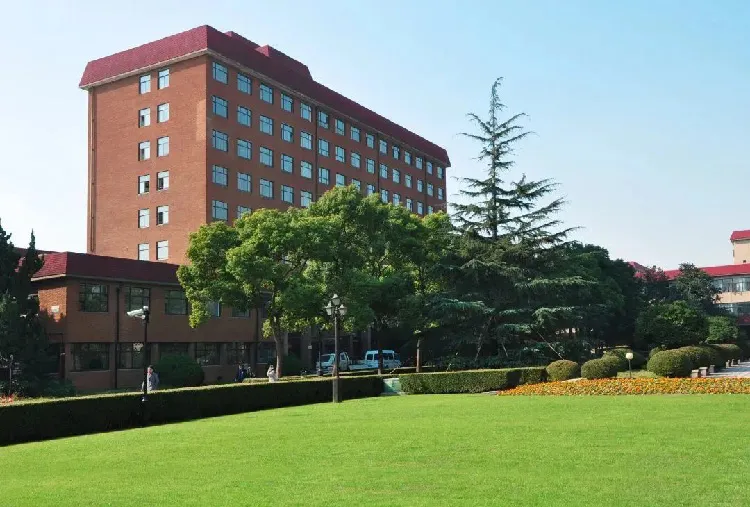 แนะนำมหาวิทยาลัยการเงินและเศรษฐศาสตร์เซี่ยงไฮ้-Shanghai University of Finance and Economics