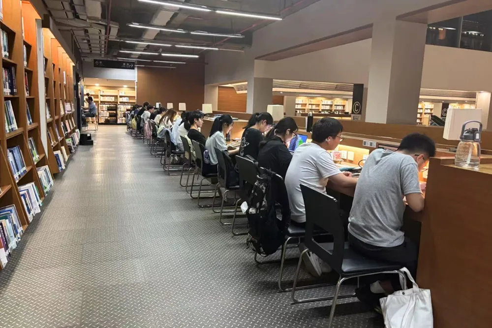 Review Shantou University By น้ำเปรียว