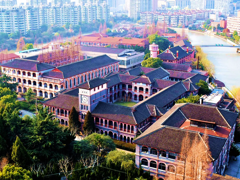 East China University of Political Science and Law Changning Campus วิทยาเขตใจกลางเมืองเซี่ยงไฮ้