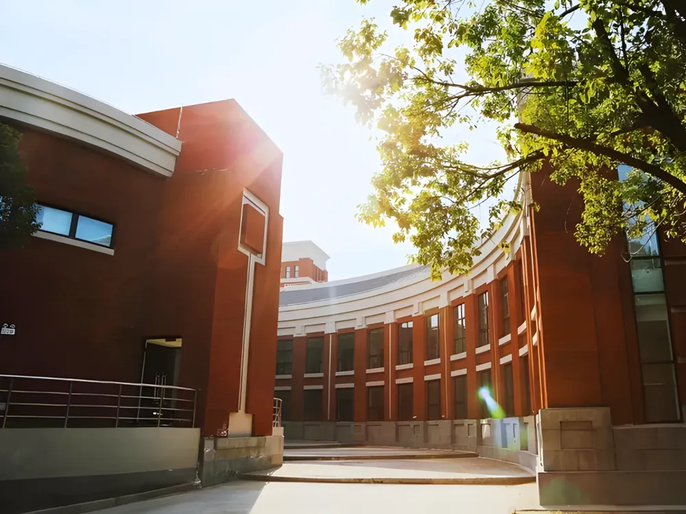 สภาพแวดล้อมใน East China University of Political Science and Law