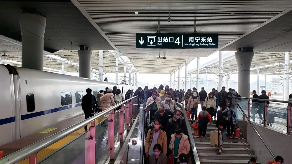 ระบบขนส่งสาธารณะและรถไฟฟ้าใต้ดิน หนานหนิง